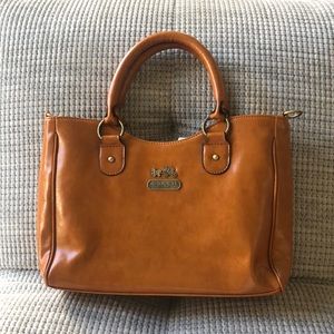 Coach leather hand bag NWT